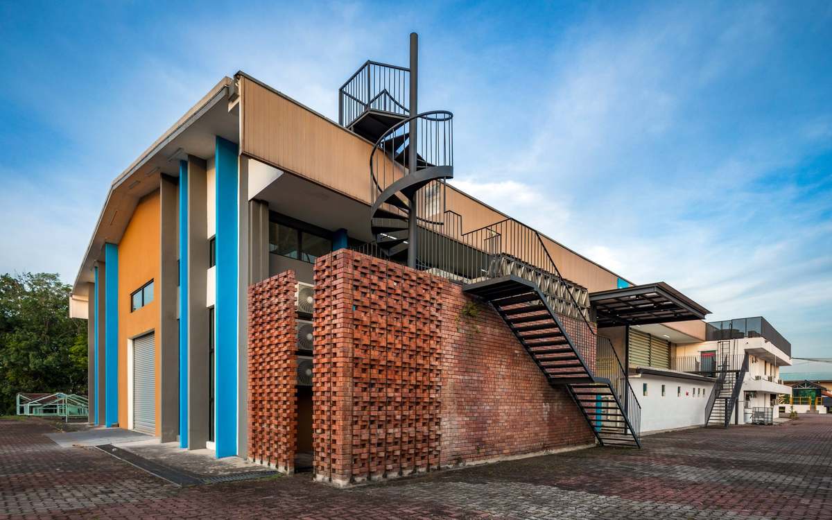 BMI Roof Academy, Bukit Kemuning, built by Spacelab Design and Build (photo 6 of 23)